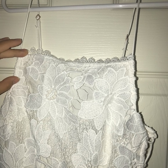 Kendall and Kylie white-laced romper - Picture 2 of 7